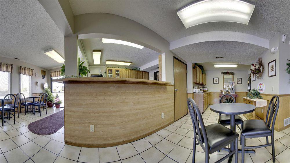 Super 8 By Wyndham Moberly Mo Motel Eksteriør billede